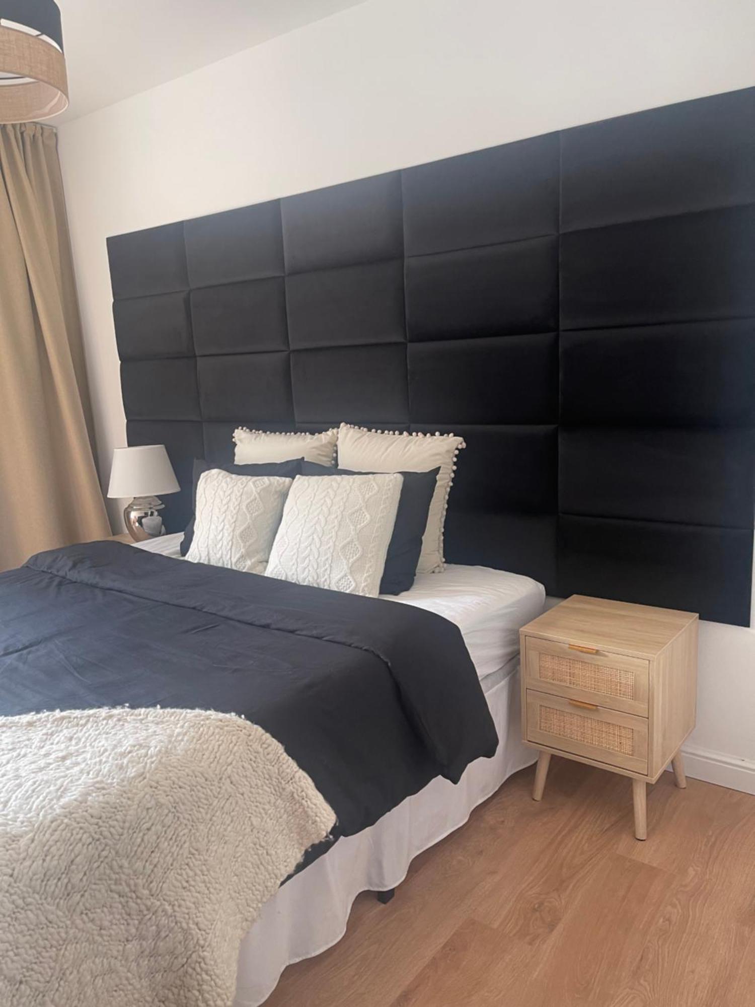 Appartement Blisko Ryneczku à Wrocław Extérieur photo